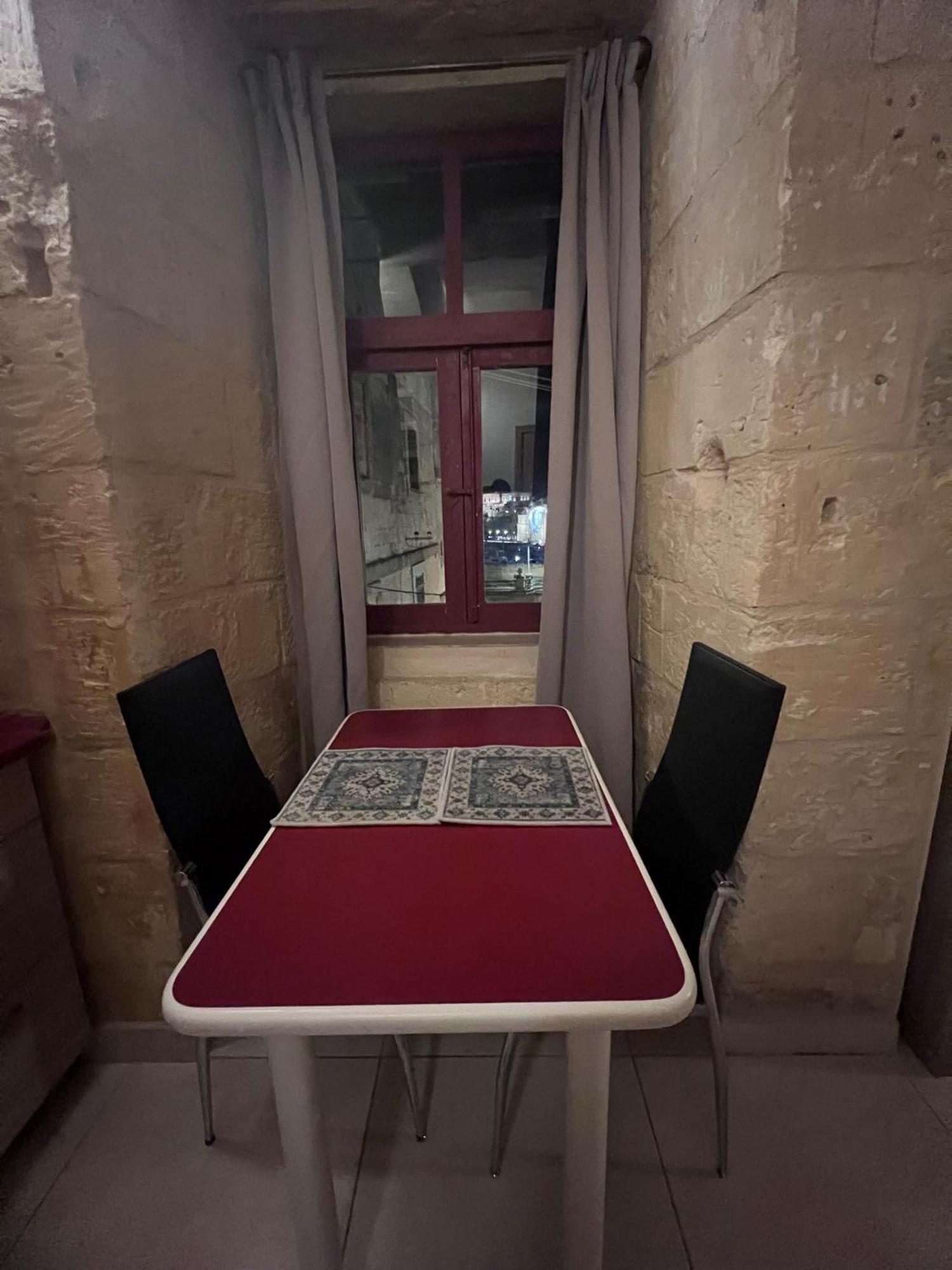 Twenty Antika Apartment Birgu Bagian luar foto